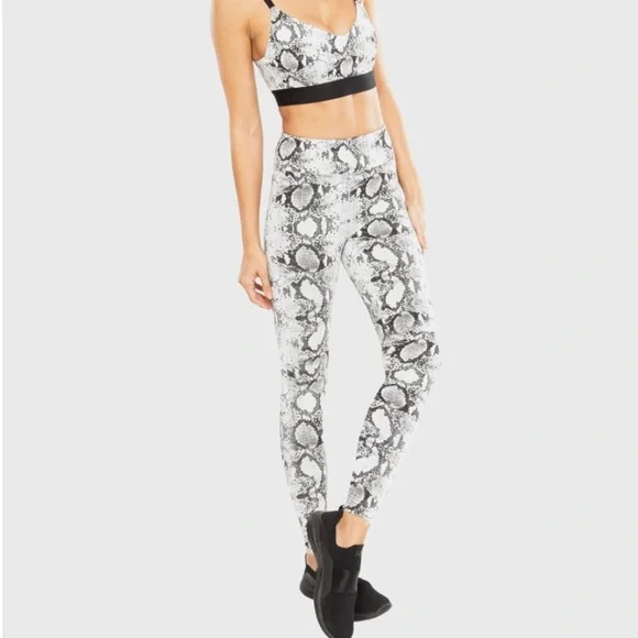 Koral Drive Python High Rise Legging - Picture 12 of 14